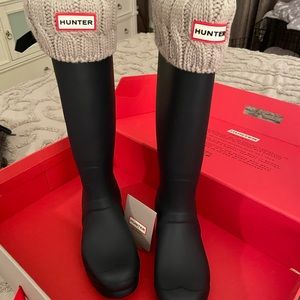 Hunter boots, tall, navy, size 8
